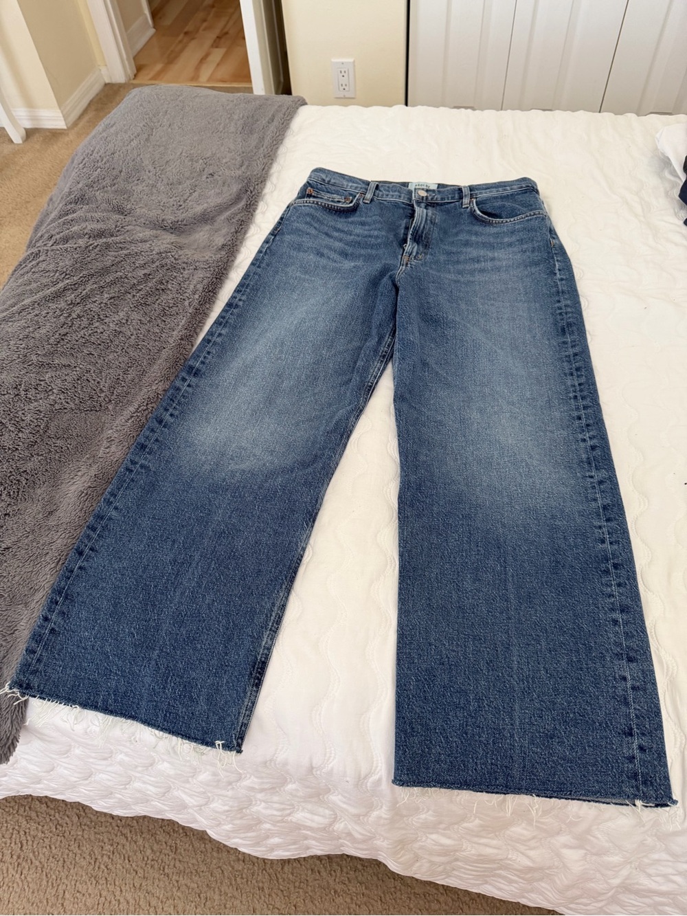 AGOLDE Ren High Rise Wide Leg Jeans - Picture 4 of 8